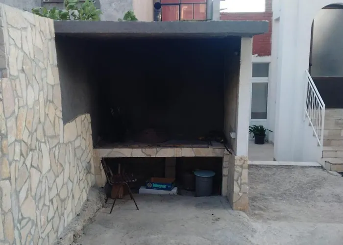 Milic Πανσιόν