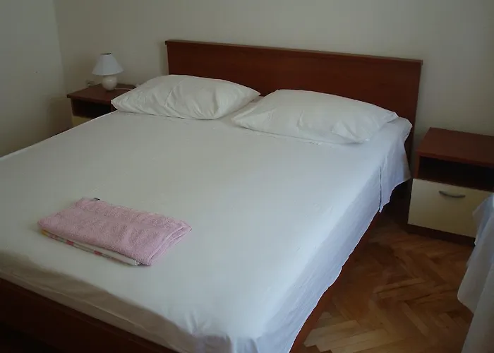 Milic 3* Μακάρσκα