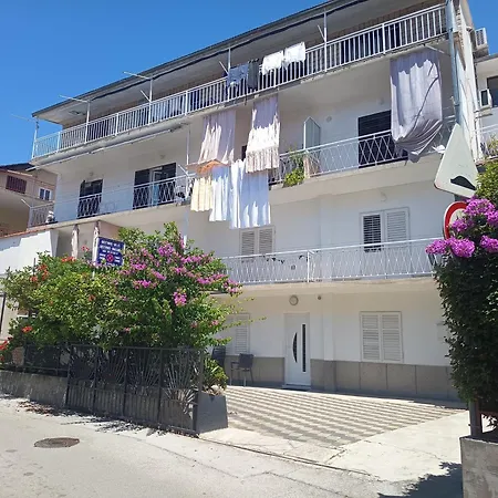 Milic Konukevi 3*