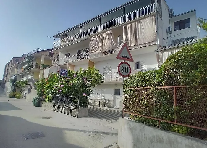 Milic Konukevi Makarska